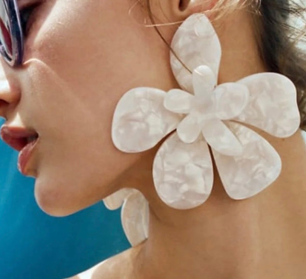 Tate flower Earrings