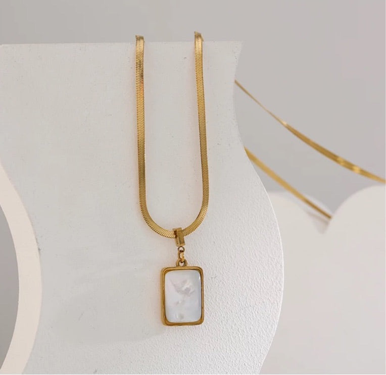 ARLO Herringbone Pearl Pendant Necklace